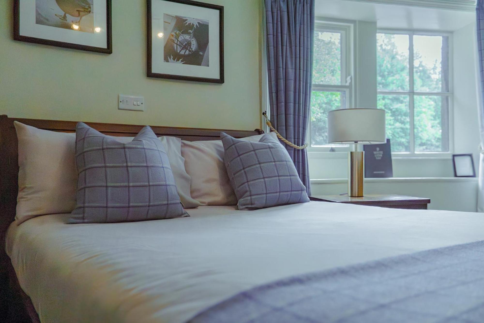 White Lion Hotel เฮบเดนบริดจ์ ภายนอก รูปภาพ