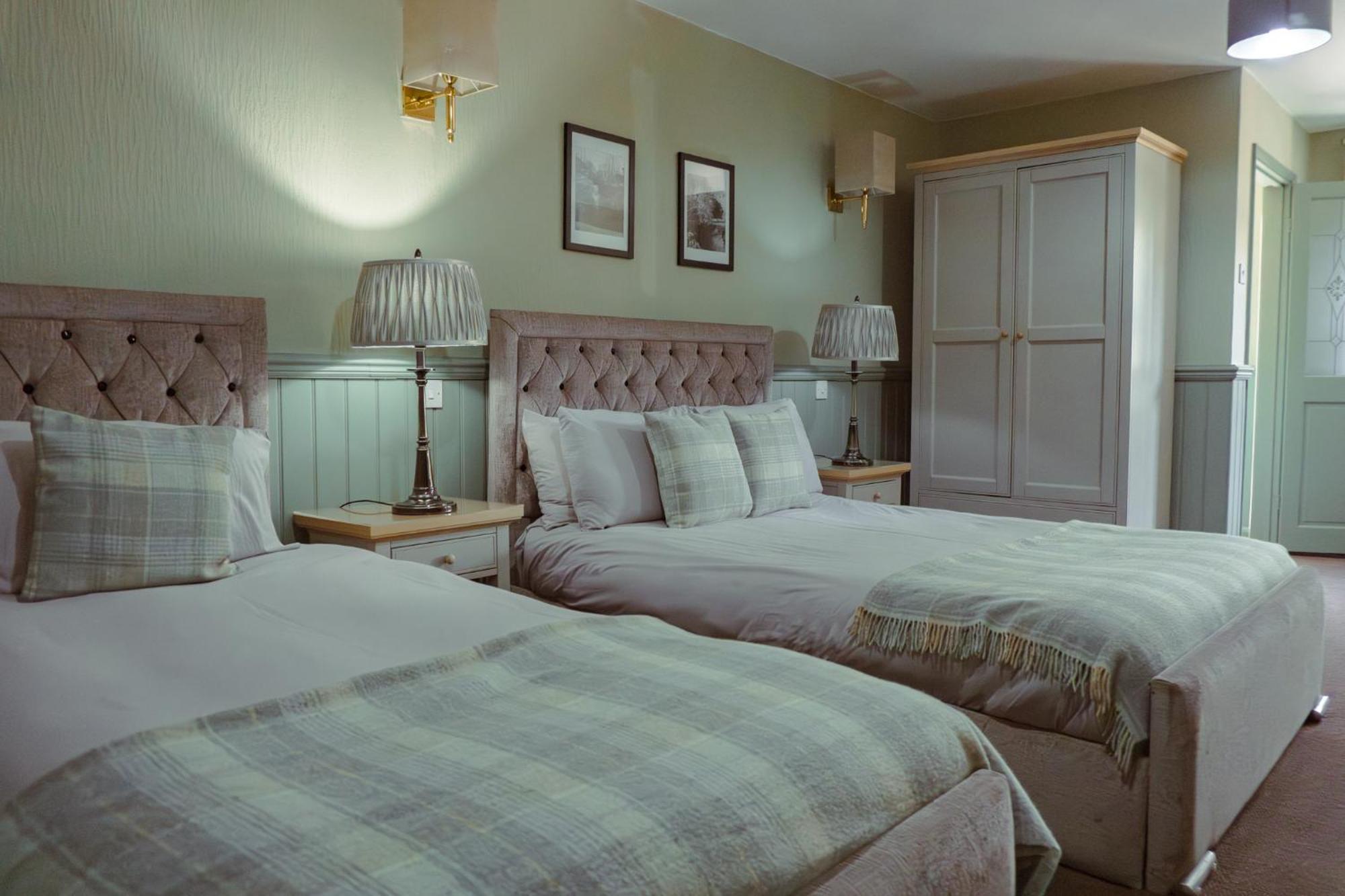 White Lion Hotel เฮบเดนบริดจ์ ภายนอก รูปภาพ